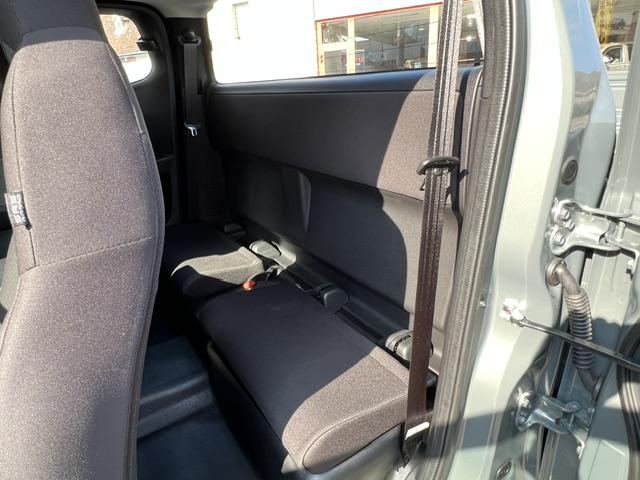 CLDA automobiles ISUZU  SPACE B-STRONG BV6