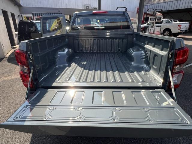 CLDA automobiles ISUZU  SPACE B-STRONG BV6
