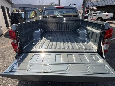 clda auto ISUZU  SPACE B-STRONG BV6