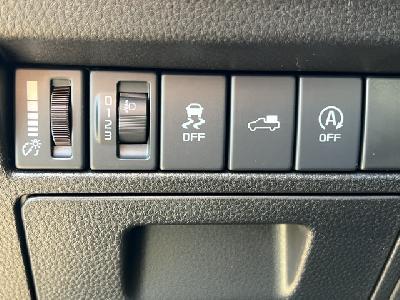 clda auto ISUZU  SPACE B-STRONG BV6