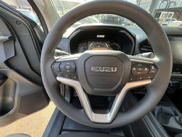 CLDA automobiles ISUZU  SPACE B-STRONG BV6