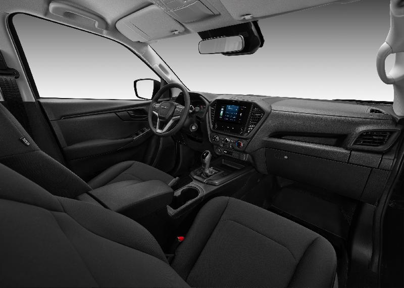 CLDA automobiles ISUZU  SPACE B-STRONG BV8