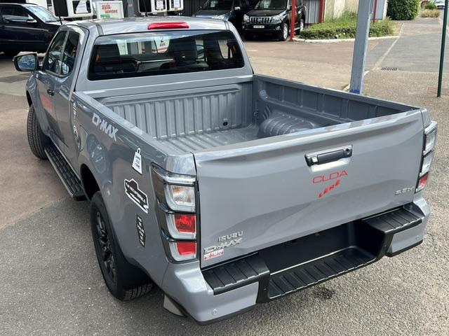 CLDA automobiles ISUZU  SPACE NITRO SPORT BVA8
