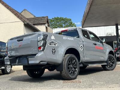 clda auto ISUZU  SPACE NITRO SPORT BVA8