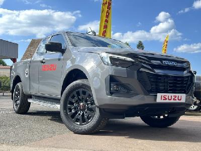 clda auto ISUZU  SPACE NITRO SPORT BVA8