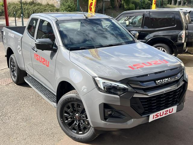 CLDA automobiles ISUZU  SPACE NITRO SPORT BVA8