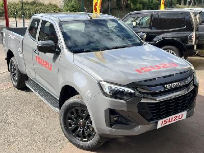 clda auto ISUZU  SPACE NITRO SPORT BVA8
