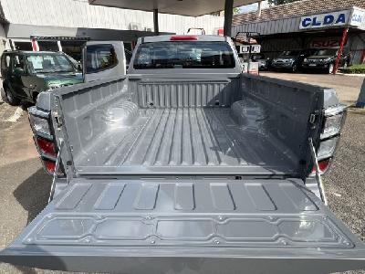 clda auto ISUZU  SPACE NITRO SPORT BVA8