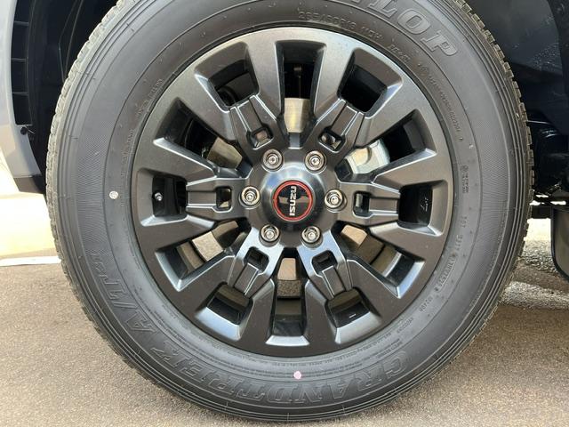 CLDA automobiles ISUZU  SPACE NITRO SPORT BVA8