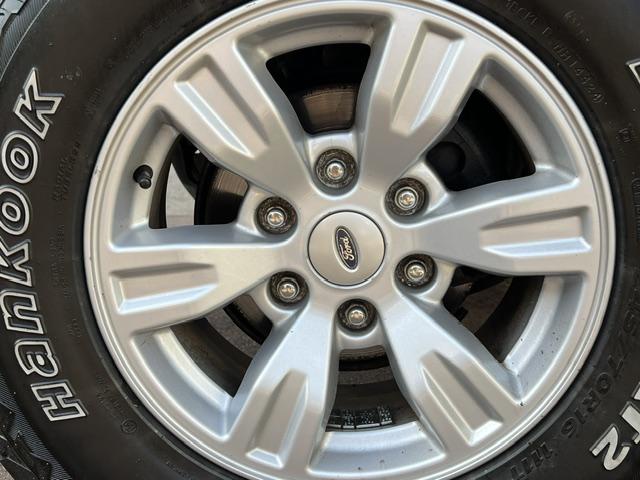 CLDA automobiles FORD  2.5 L TDCI SUPER CAB XLT 143CH N°2648