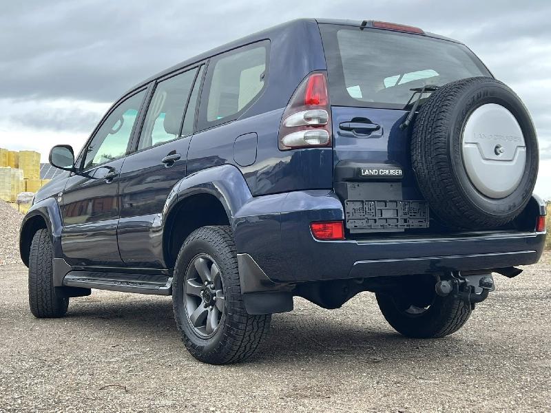 CLDA automobiles TOYOTA  3.0 L KD120 VXV BVA ( EN ARRIVAGE )