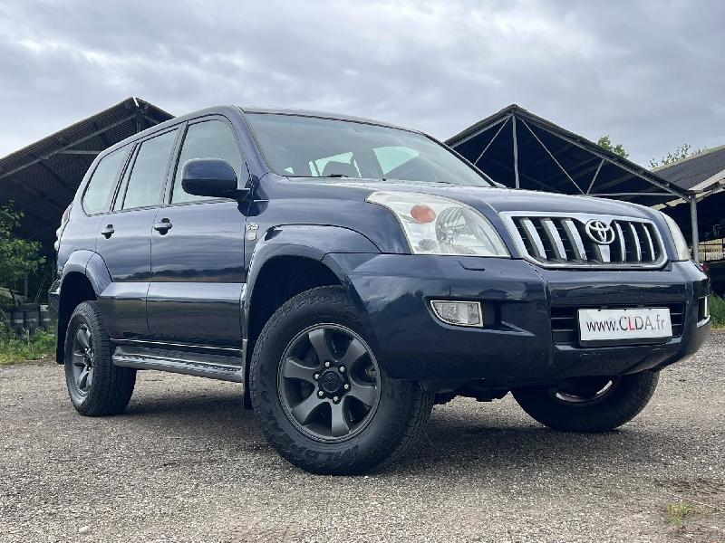 CLDA automobiles TOYOTA  3.0 L KD120 VXV BVA ( EN ARRIVAGE )