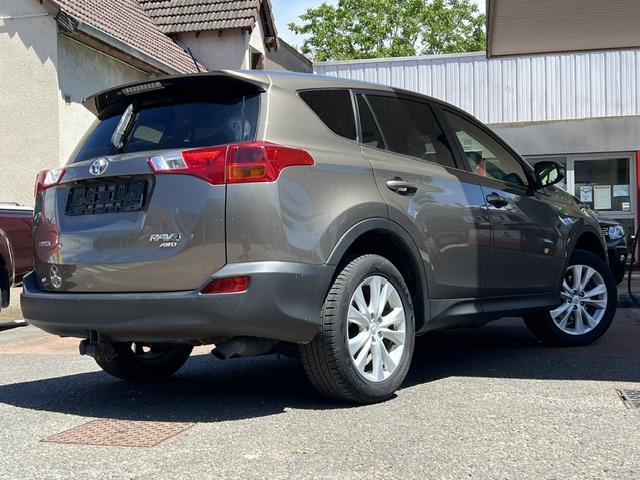 CLDA automobiles TOYOTA  2.2 L D4D 150CH BVA 4WD N°2650