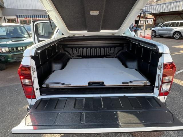 CLDA automobiles ISUZU  2.5 L BITDI CREW EDITION 10 BV6 163CH N°2656  