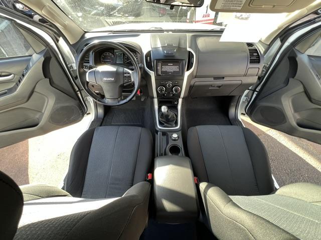 CLDA automobiles ISUZU  2.5 L BITDI CREW EDITION 10 BV6 163CH N°2656  