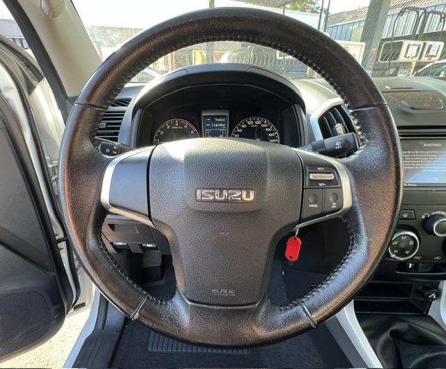 CLDA automobiles ISUZU  2.5 L BITDI CREW EDITION 10 BV6 163CH N°2656  