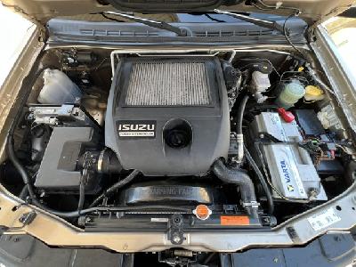 clda auto ISUZU  3.0 L TDI LS 163CH BVA N°2654