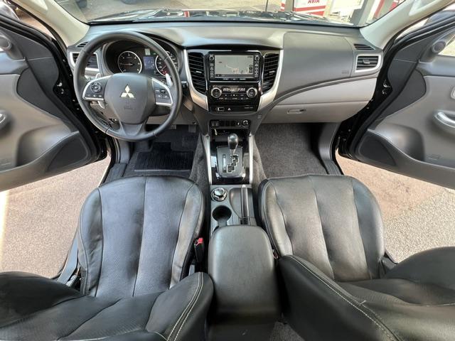 CLDA automobiles MITSUBISHI  2.4 L DID Dble cab INSTYLE BVA 181CH 