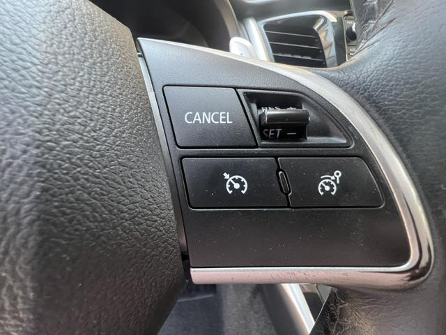 CLDA automobiles MITSUBISHI  2.4 L DID Dble cab INSTYLE BVA 181CH 