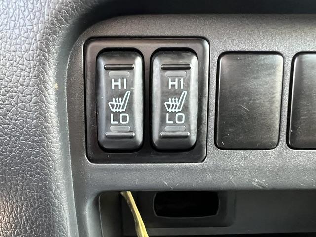 CLDA automobiles MITSUBISHI  2.4 L DID Dble cab INSTYLE BVA 181CH 