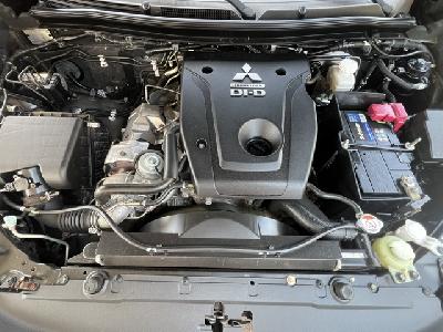 clda auto MITSUBISHI  2.4 L DID Dble cab INSTYLE BVA 181CH 