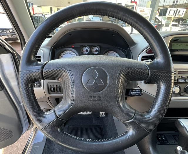 CLDA automobiles MITSUBISHI  3.2 L DID DAKAR 5P 7PL BVA N°2652