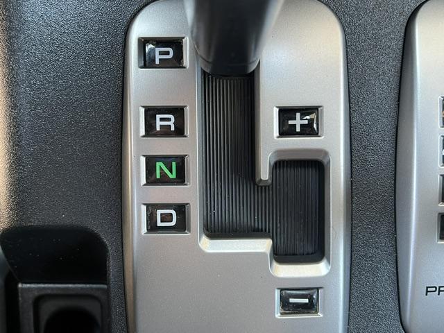 CLDA automobiles MITSUBISHI  3.2 L DID DAKAR 5P 7PL BVA N°2652
