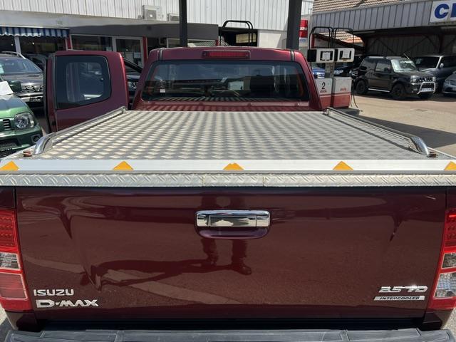 CLDA automobiles ISUZU  2.5 L BITDI SPACE SOLAR BITDI BVA 163CH N°2651
