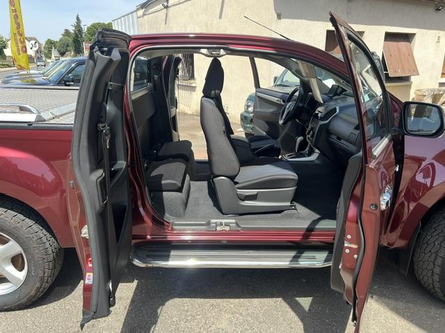 CLDA automobiles ISUZU  2.5 L BITDI SPACE SOLAR BITDI BVA 163CH N°2651