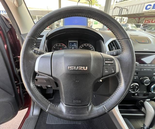 CLDA automobiles ISUZU  2.5 L BITDI SPACE SOLAR BITDI BVA 163CH N°2651