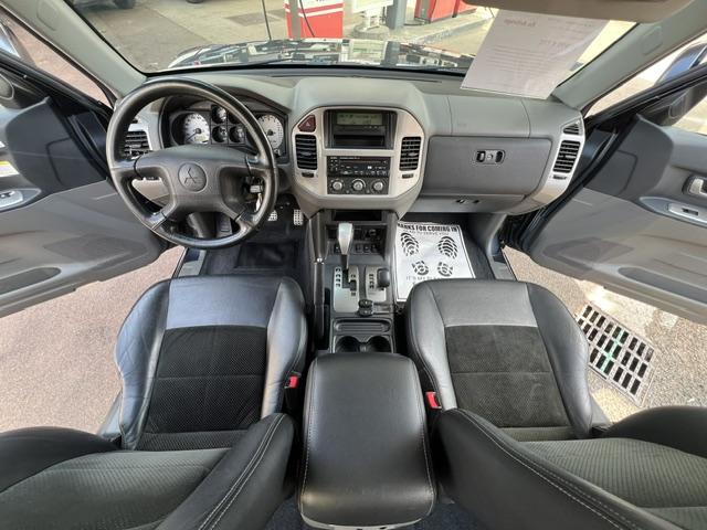 CLDA automobiles MITSUBISHI  3,2L DID BVA 160 ch 5p, 7pl, Série DAKAR N°2660