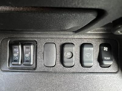 clda auto MITSUBISHI  3,2L DID BVA 160 ch 5p, 7pl, Série DAKAR N°2660