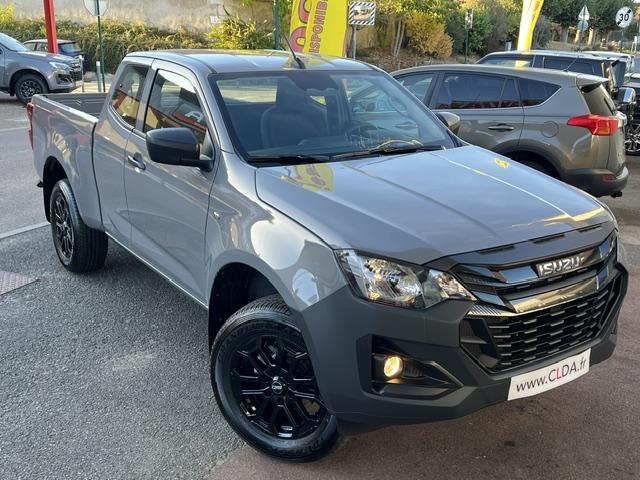 CLDA automobiles ISUZU  SPACE B-STRONG BV6
