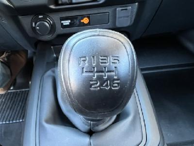 clda auto ISUZU  SPACE B-STRONG BV6