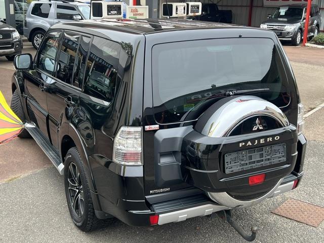 CLDA automobiles MITSUBISHI  3.2 L DID INTENSE   BVA 200CH 5P 7 Places N°2670