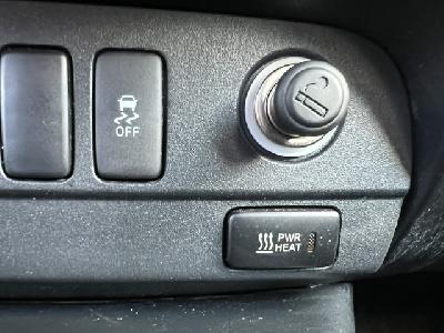 clda auto TOYOTA  3.0 L D4D Double Cabine INVINCIBLE 171CH BV5