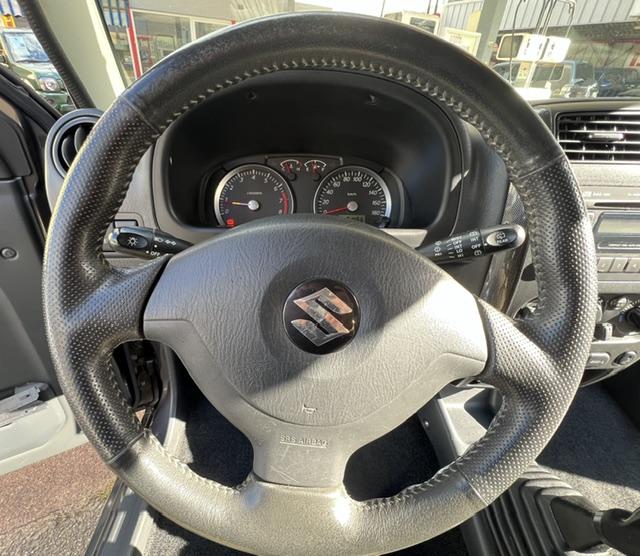 CLDA automobiles SUZUKI  1.3 L VVTI STYLE 4WD N°2667