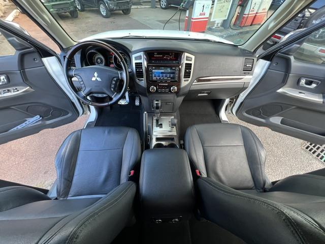 CLDA automobiles MITSUBISHI   3.2 L DID INSTYLE BVA 5 Portes, 7 places, 190CH N°2668